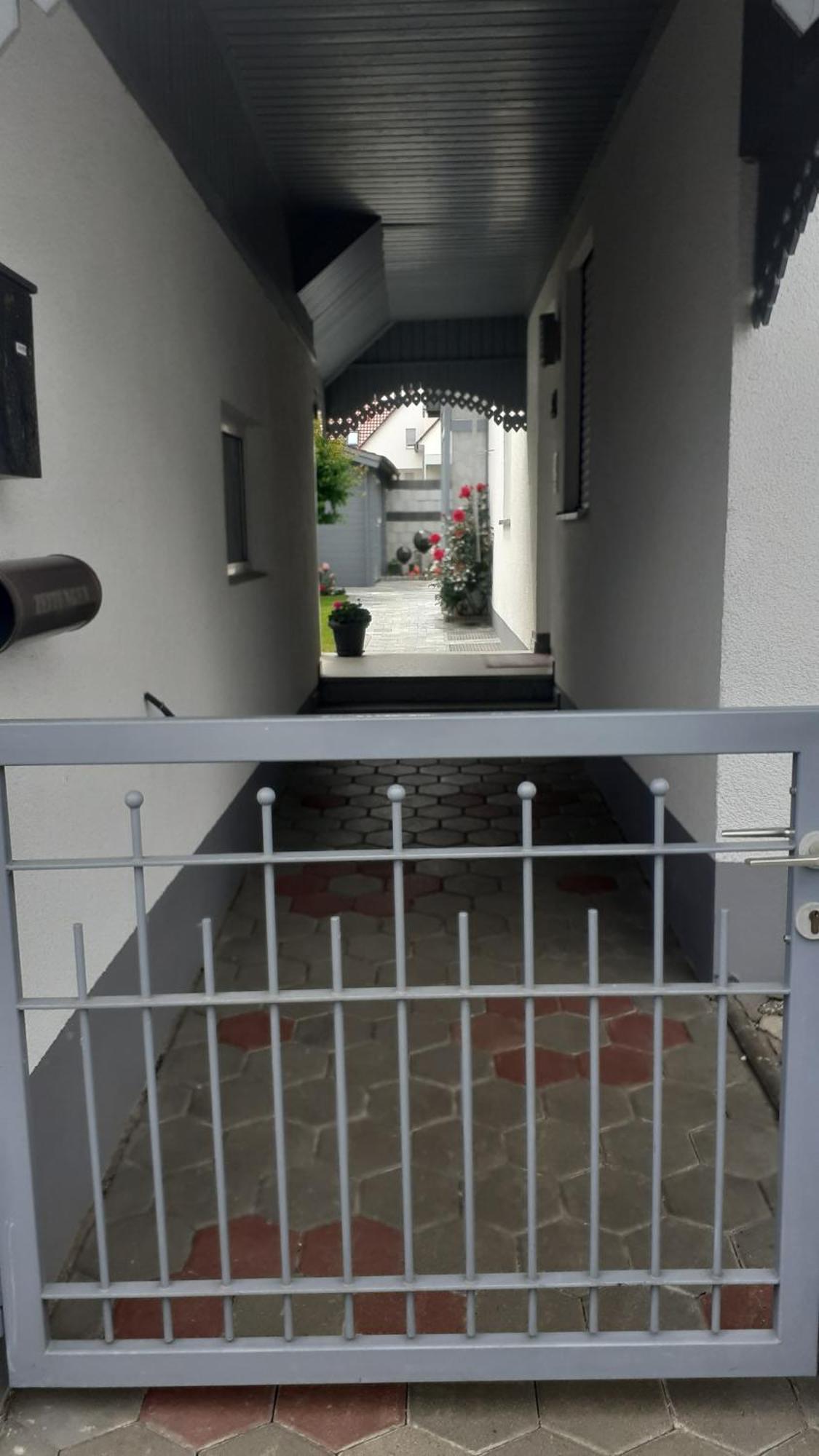 Privatzimmer Burgau Exteriör bild